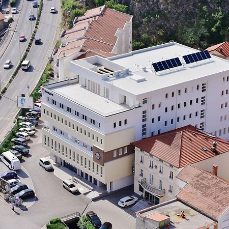 Hotel Dompes Mostar Luaran gambar