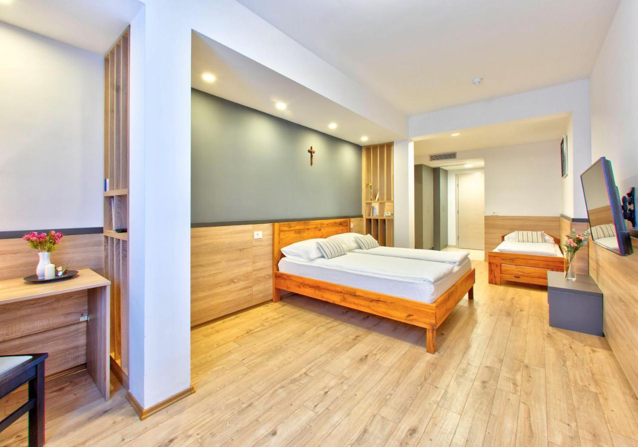 Hotel Dompes Mostar Luaran gambar