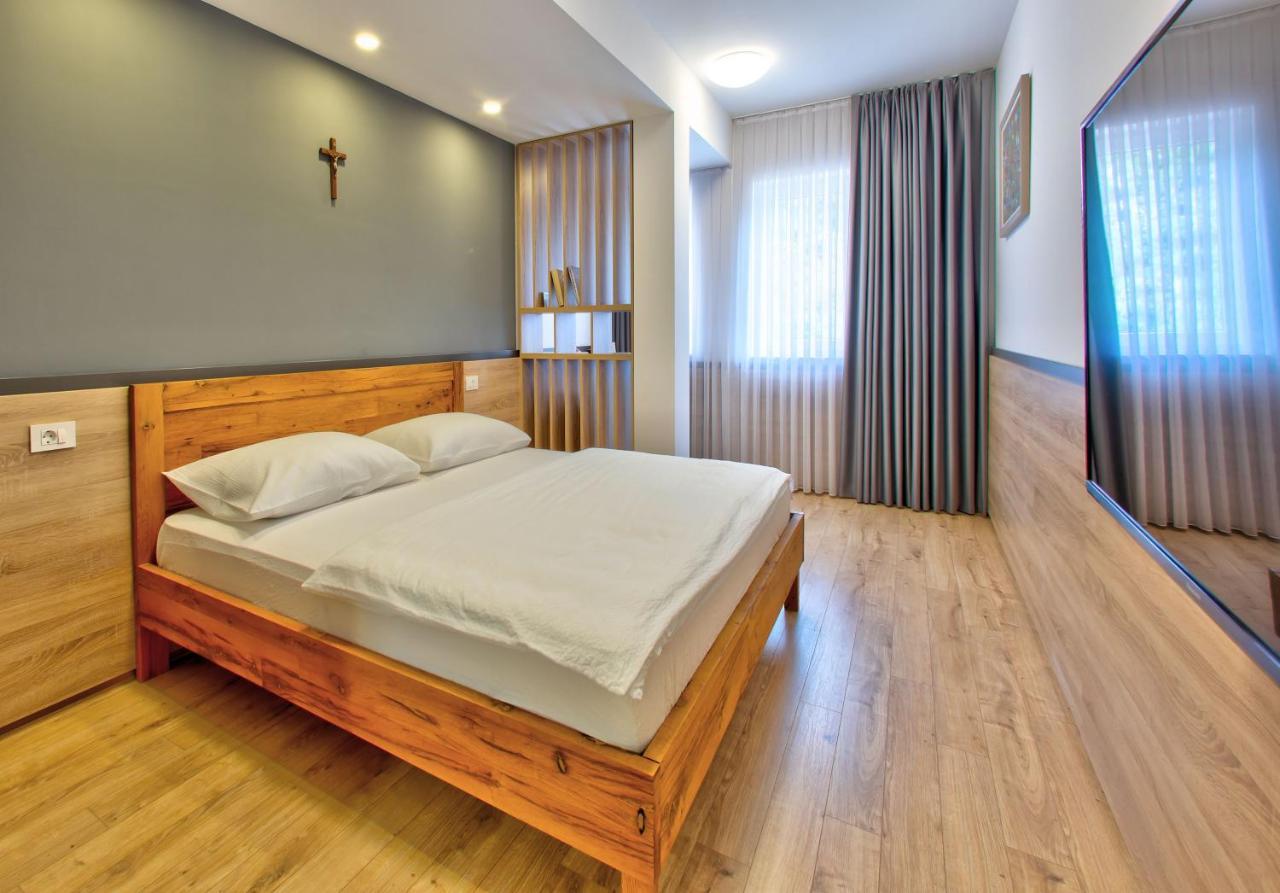 Hotel Dompes Mostar Luaran gambar