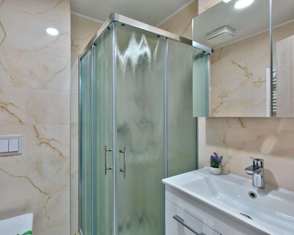 Hotel Dompes Mostar Luaran gambar