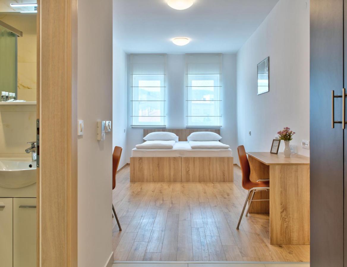 Hotel Dompes Mostar Luaran gambar