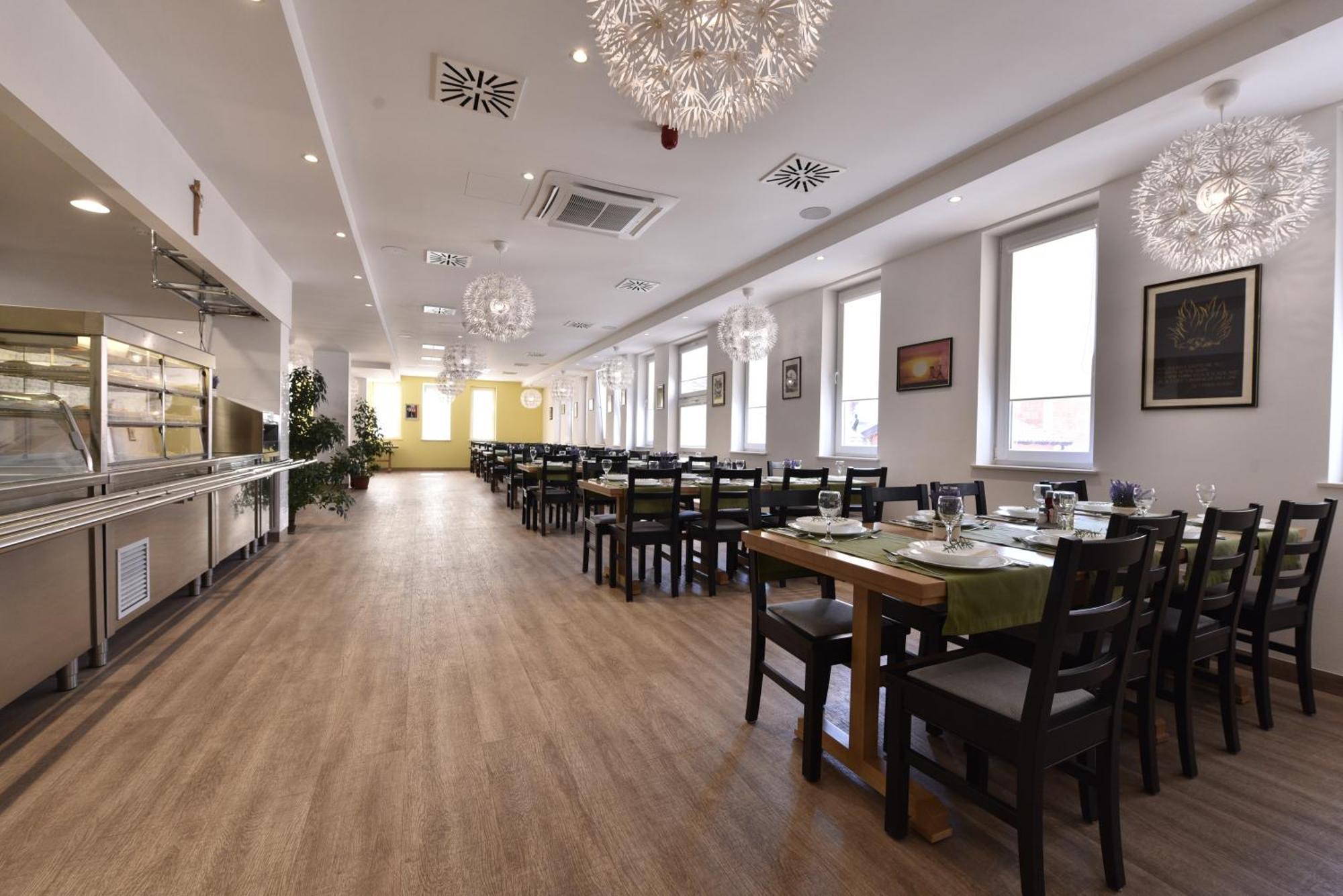 Hotel Dompes Mostar Luaran gambar